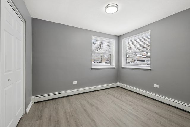 1910 S 16th Avenue 3, Broadview, IL 60155