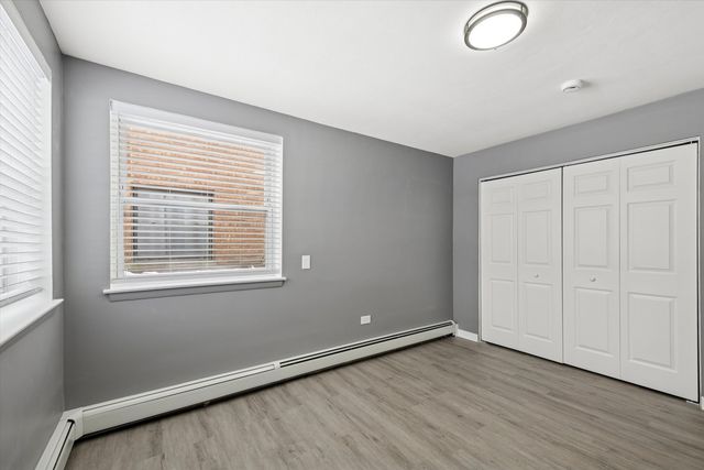 1910 S 16th Avenue 3, Broadview, IL 60155