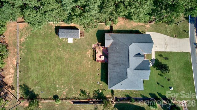 630 Kenway Loop, Mooresville, NC 28117