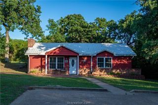 13 Nassau Lane, Hilltop Lakes, TX 77871
