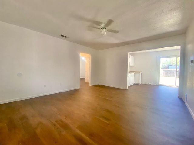 517 54th Street, Lubbock, TX 79404