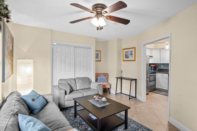 803 NE 2nd Avenue, Delray Beach, FL 33444