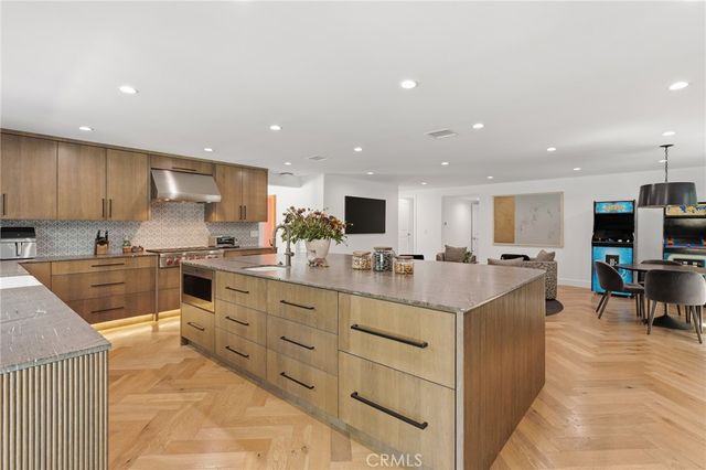 4425 Park Alisal, Calabasas, CA 91302