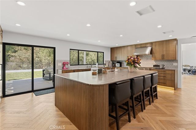 4425 Park Alisal, Calabasas, CA 91302