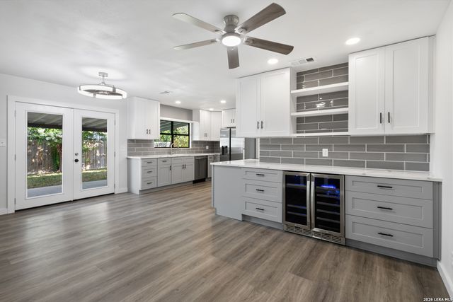 1319 RIO LINDA ST, San Antonio, TX 78245