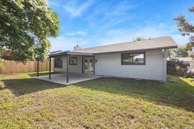 1319 RIO LINDA ST, San Antonio, TX 78245