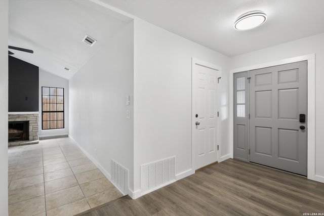 1319 RIO LINDA ST, San Antonio, TX 78245
