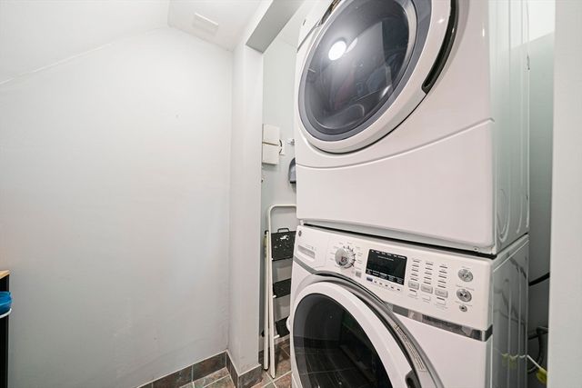 5 Margerie St, Plymouth, MA 02360