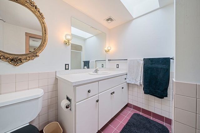 5 Margerie St, Plymouth, MA 02360