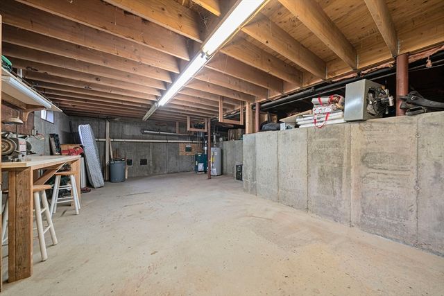 5 Margerie St, Plymouth, MA 02360