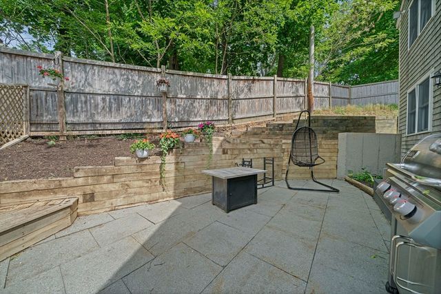 5 Margerie St, Plymouth, MA 02360