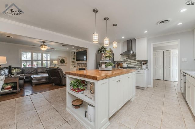 4409 CASTON LANE, Wichita Falls, TX 76302