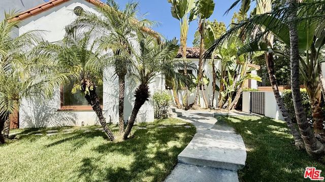 118 N La Peer Drive, Los Angeles, CA 90048