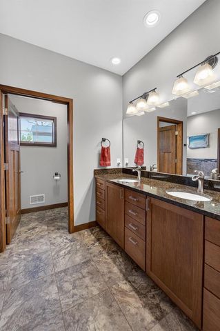 111 Savannah Circle, Barneveld, WI 53507
