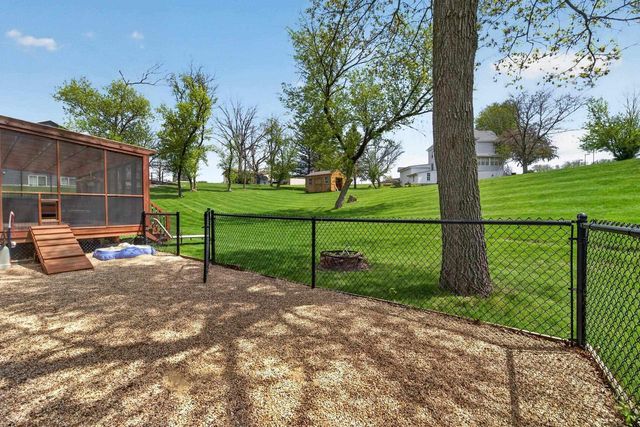 111 Savannah Circle, Barneveld, WI 53507