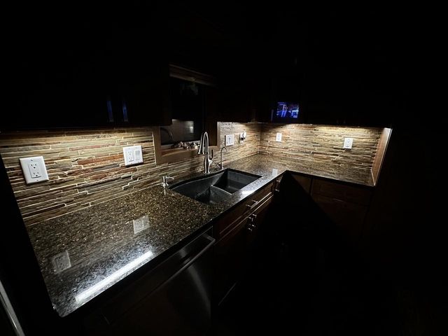 111 Savannah Circle, Barneveld, WI 53507