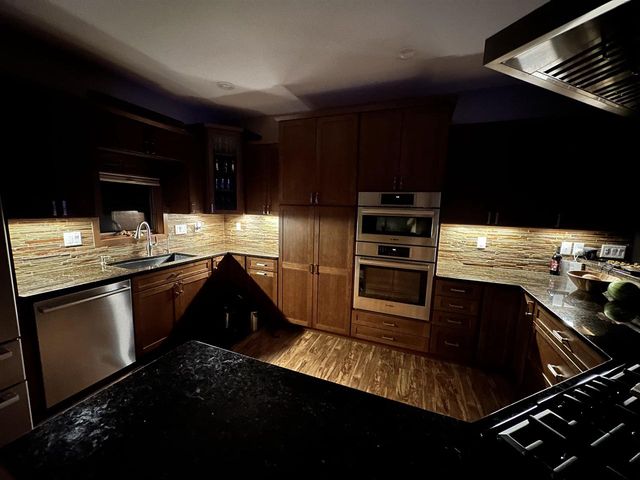 111 Savannah Circle, Barneveld, WI 53507
