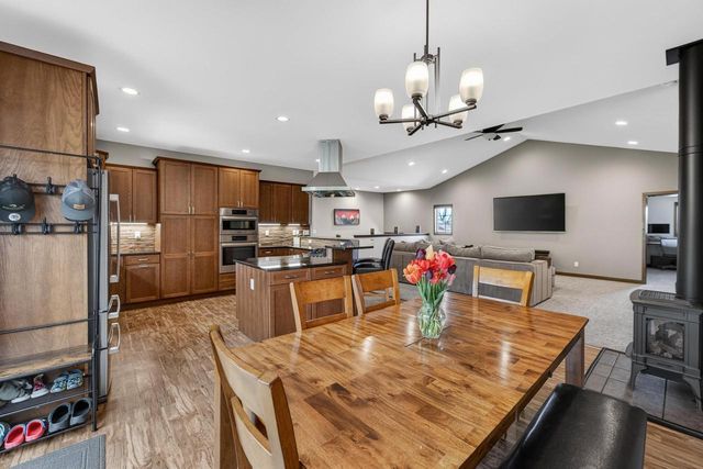 111 Savannah Circle, Barneveld, WI 53507