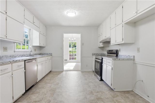 265 Merrydale Drive, Fayetteville, GA 30215