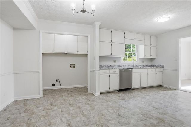 265 Merrydale Drive, Fayetteville, GA 30215