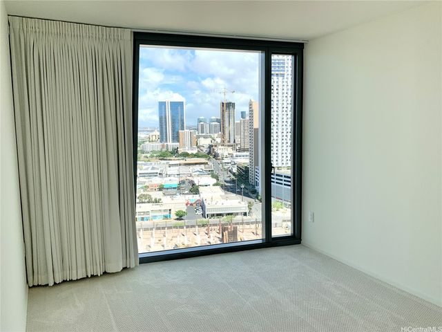 1000 Auahi Street 1807, Honolulu, HI 96814