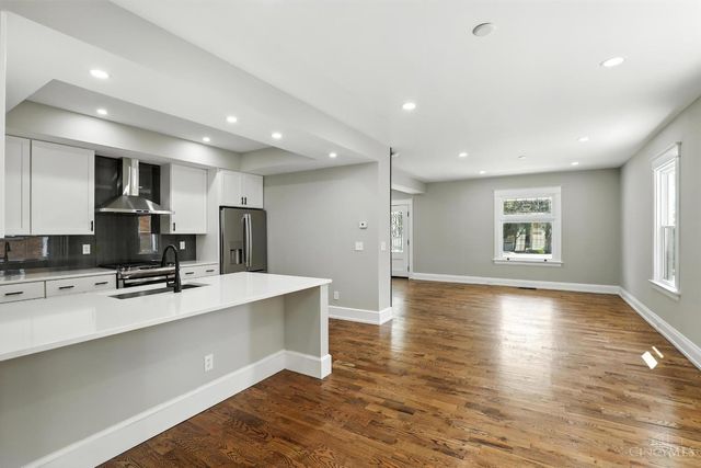 4131 Thirty Second Avenue, Cincinnati, OH 45209