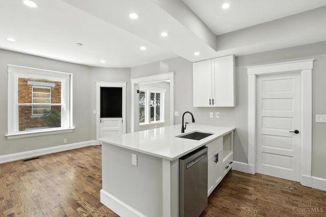 4131 Thirty Second Avenue, Cincinnati, OH 45209