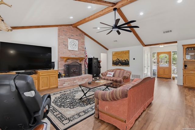 1223 Old Homestead, Seguin, TX 78155