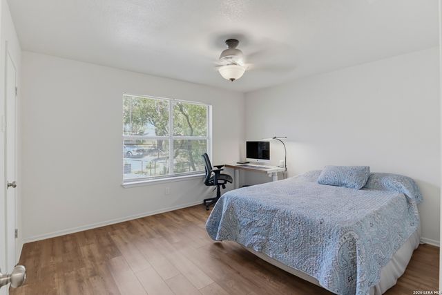 1223 Old Homestead, Seguin, TX 78155