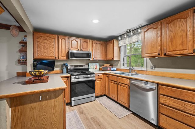 4 Deer Ridge Lane, Kittery, ME 03904