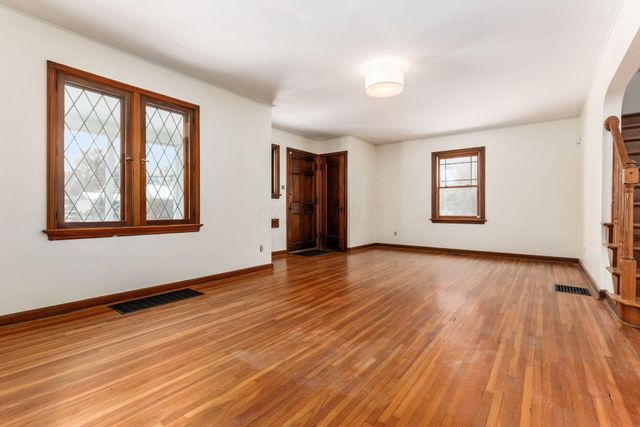 51 E Schreyer Place, Columbus, OH 43214