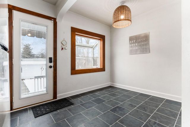 51 E Schreyer Place, Columbus, OH 43214