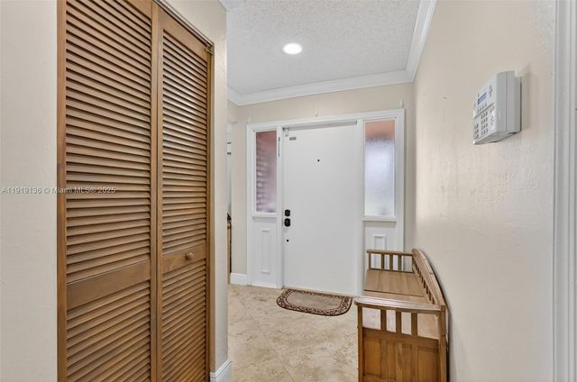 2691 SW 11th Pl, Deerfield Beach, FL 33442