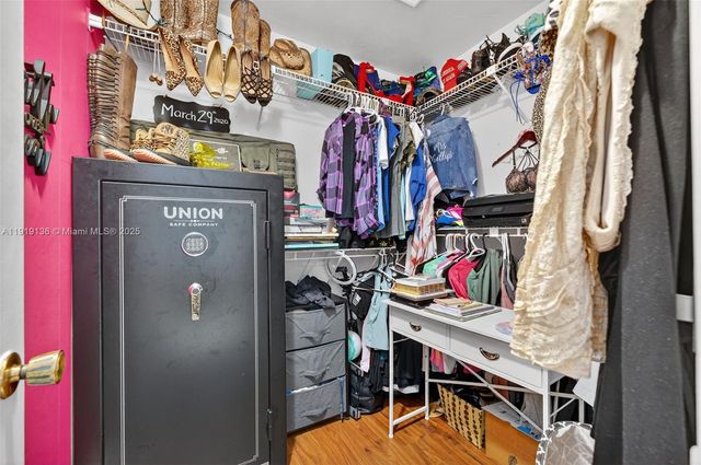 2691 SW 11th Pl, Deerfield Beach, FL 33442