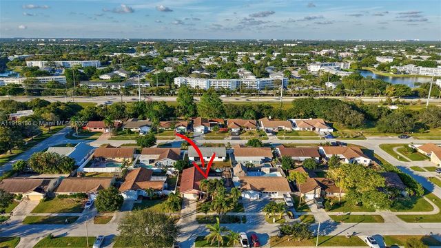 2691 SW 11th Pl, Deerfield Beach, FL 33442