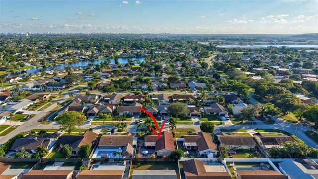 2691 SW 11th Pl, Deerfield Beach, FL 33442