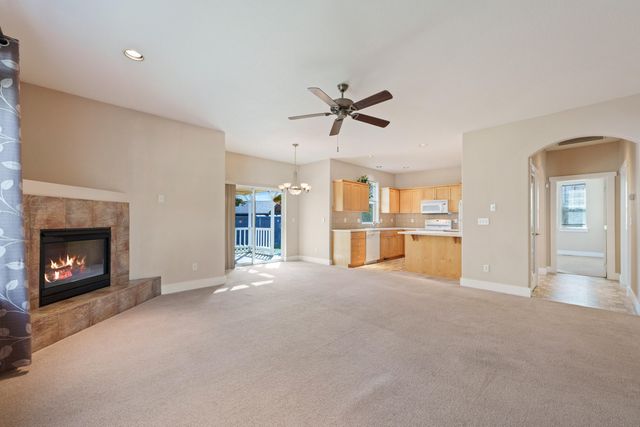 2221 NE Indigo Lane, Bend, OR 97701