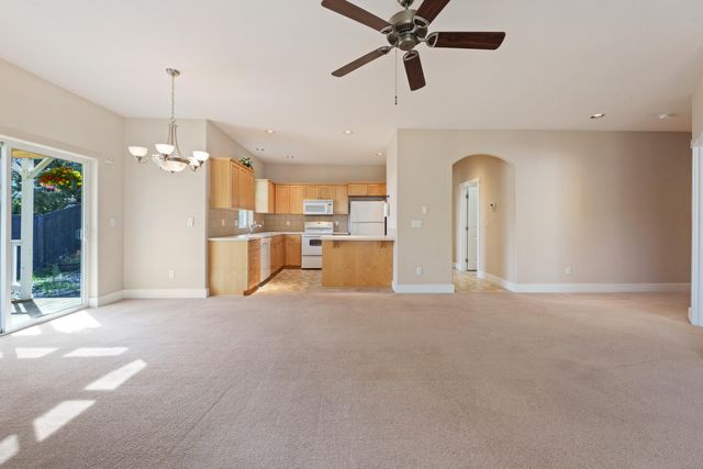 2221 NE Indigo Lane, Bend, OR 97701