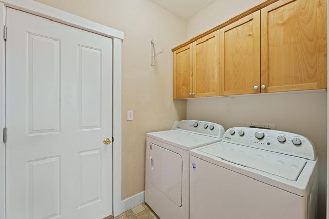 2221 NE Indigo Lane, Bend, OR 97701