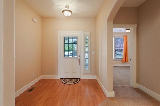 2221 NE Indigo Lane, Bend, OR 97701