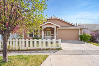 2221 NE Indigo Lane, Bend, OR 97701