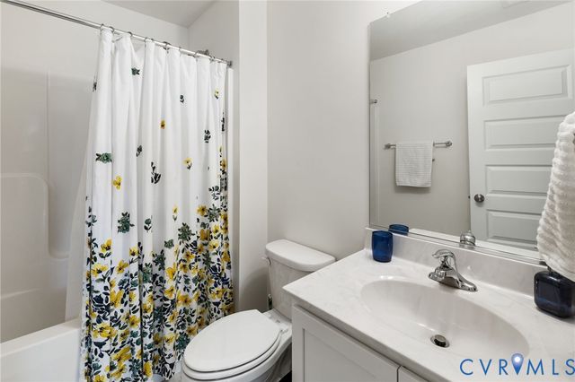 17620 Marymere Ct, Moseley, VA 23120