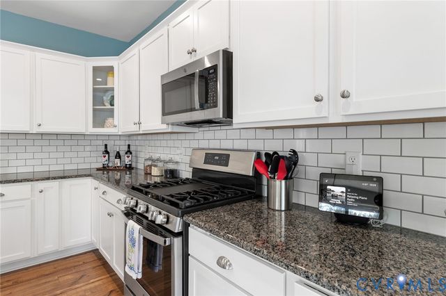 17620 Marymere Ct, Moseley, VA 23120