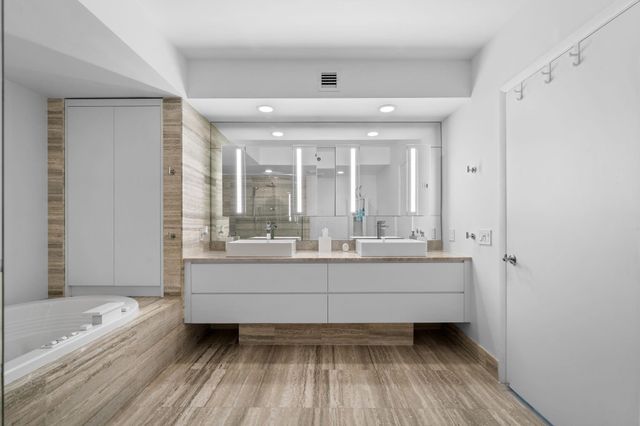 101 S Fort Lauderdale Beach Boulevard 705, Fort Lauderdale, FL 33316