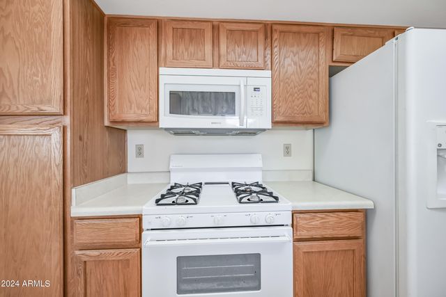 21614 N 139TH Drive, Sun City West, AZ 85375
