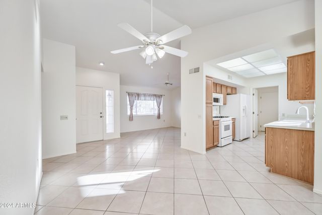 21614 N 139TH Drive, Sun City West, AZ 85375
