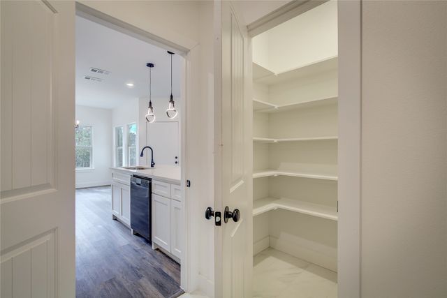 2309 Marshall Street, Greenville, TX 75401