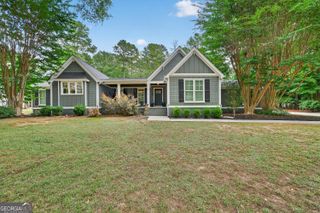 210 W Lakeview Drive NE, Milledgeville, GA 31061