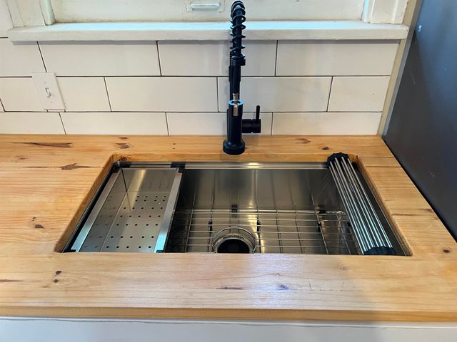 3922 E Willow St, Wichita, KS 67218