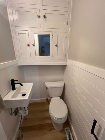 3922 E Willow St, Wichita, KS 67218